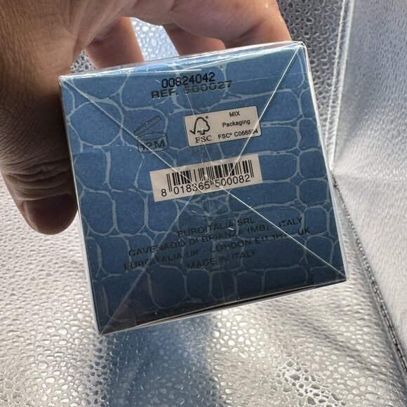 Versace Man Bath & Shower Gel Eau Fraiche, 6.7 fl oz 200 ml Perfumed - Picture 12 of 16